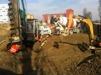 LA DANZA DELLE ESCAVATRICI