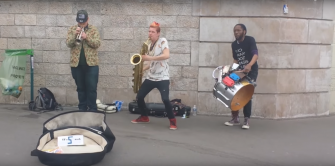Grande musica da strada / “To many zooz”