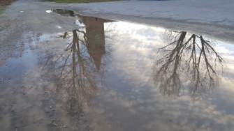 STORIA DI MONLUE’, BORGO SALVATO DA UNA TANGENZIALE